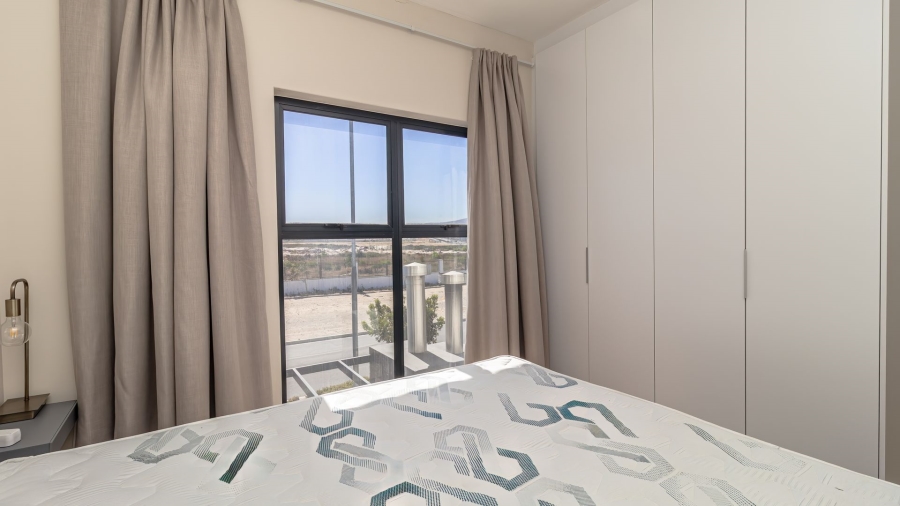 To Let 4 Bedroom Property for Rent in Sandown Western Cape